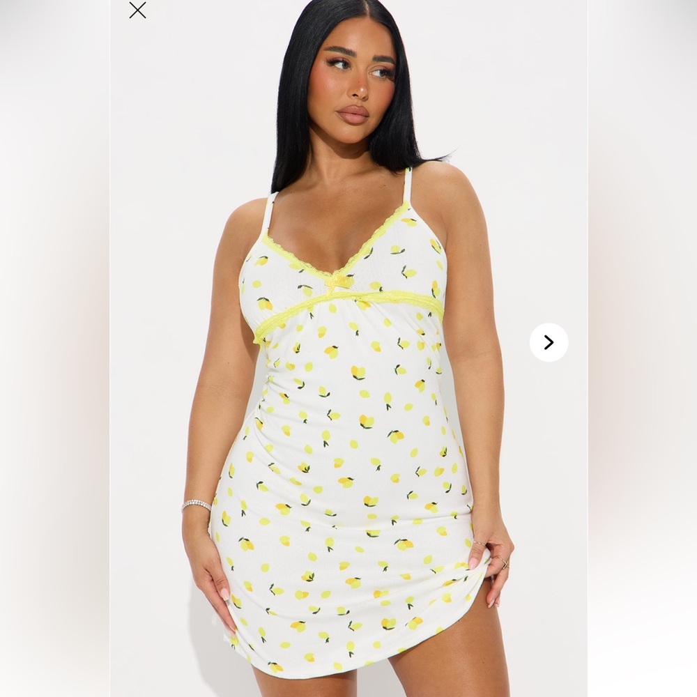 Fashion Nova White and Yellow Floral Chemise with Lace Trim